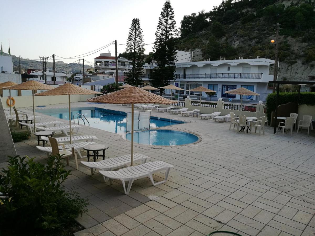 Golden Days Ξενοδοχείο Αφάντου Εξωτερικό φωτογραφία